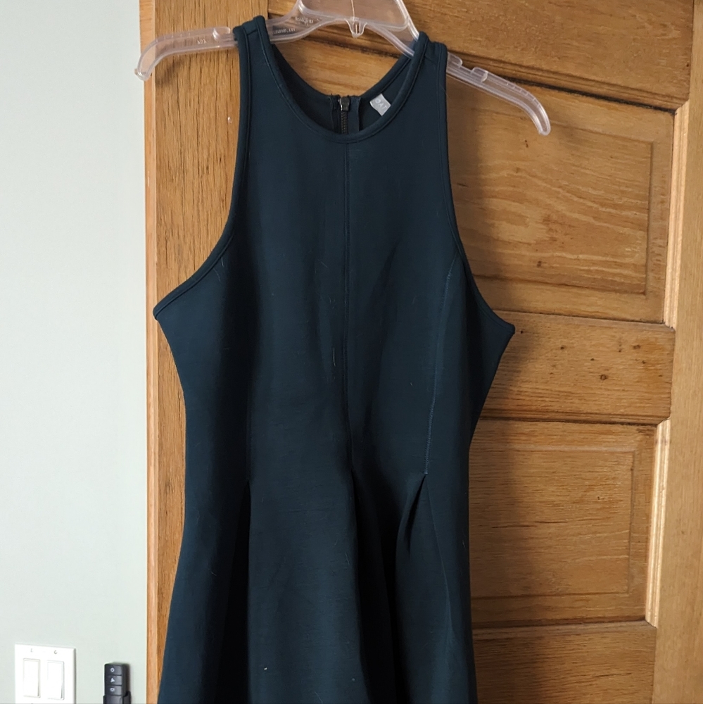 ATHLETA scuba dress sz MP